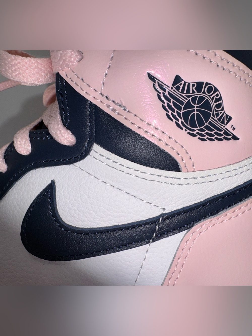 Nike Air Jordan 1 Mid Pink Navy (DD9335-641) Women’s 6.5 Pink Patent Leather - Picture 9 of 17